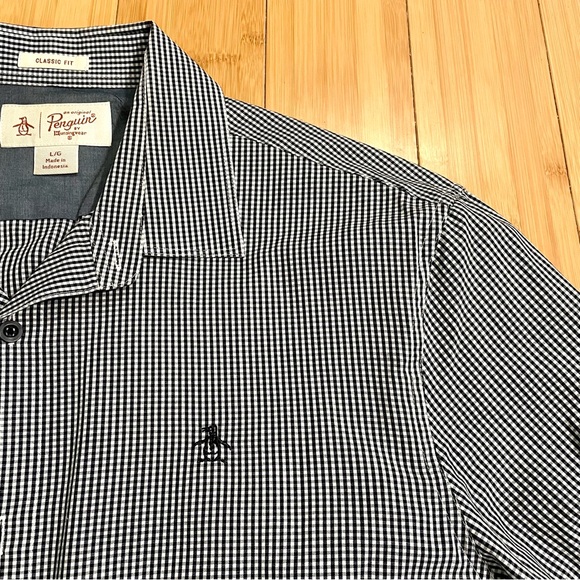 Penguin Gingham Button Down Size Large - Picture 2 of 9